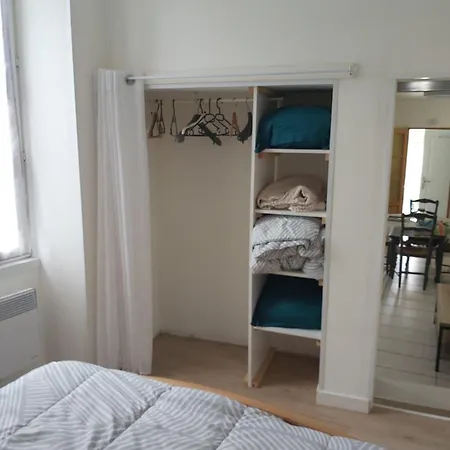 Du Puits Barreau Apartament